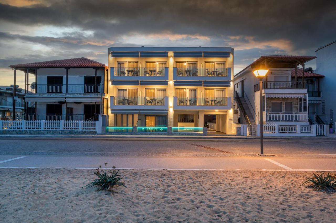 Privilege Luxury Living Sarti Esterno foto